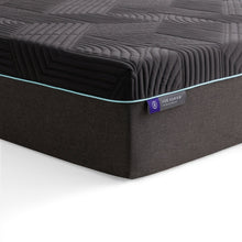 Load image into Gallery viewer, Malouf Ice Cloud Mattress Activair corner detail
